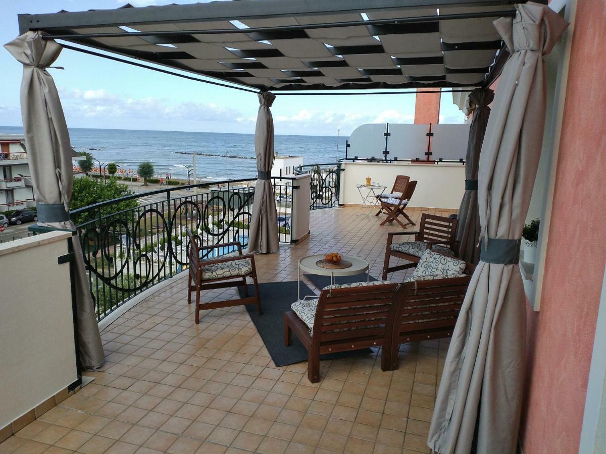 דירות מרטינסיקורו Penthouse On The Adriatic Sea מראה חיצוני תמונה